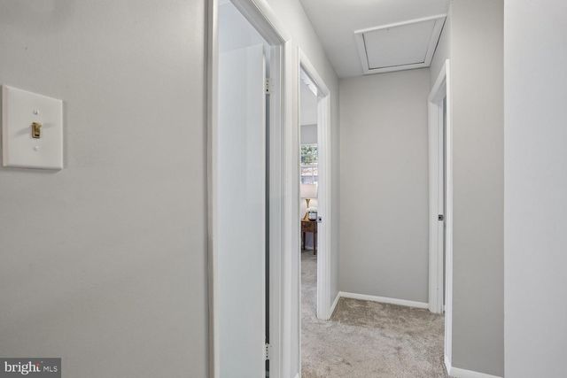 8405 FLOWER HILL, Gaithersburg, MD 20879