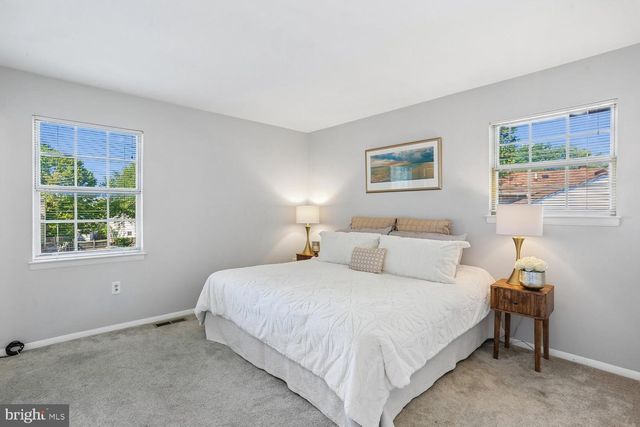 8405 FLOWER HILL, Gaithersburg, MD 20879
