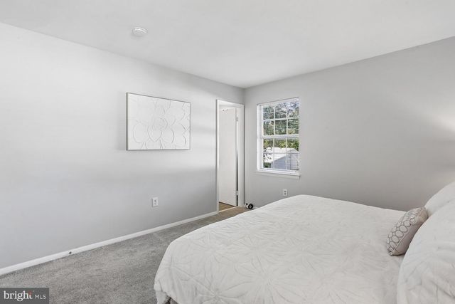 8405 FLOWER HILL, Gaithersburg, MD 20879
