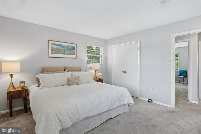 8405 FLOWER HILL, Gaithersburg, MD 20879