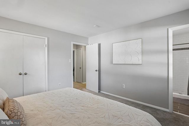 8405 FLOWER HILL, Gaithersburg, MD 20879