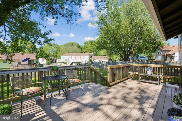 8405 FLOWER HILL, Gaithersburg, MD 20879
