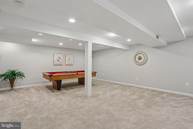 8405 FLOWER HILL, Gaithersburg, MD 20879