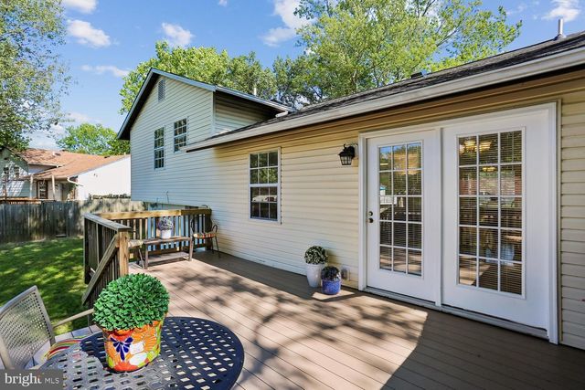 8405 FLOWER HILL, Gaithersburg, MD 20879