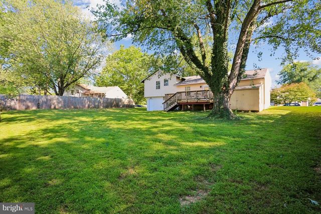 8405 FLOWER HILL, Gaithersburg, MD 20879