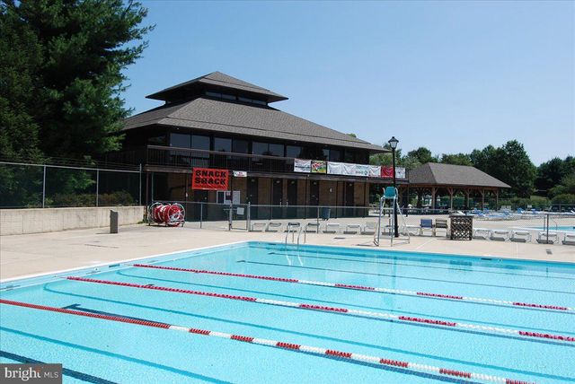 8405 FLOWER HILL, Gaithersburg, MD 20879