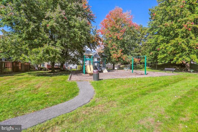 8405 FLOWER HILL, Gaithersburg, MD 20879