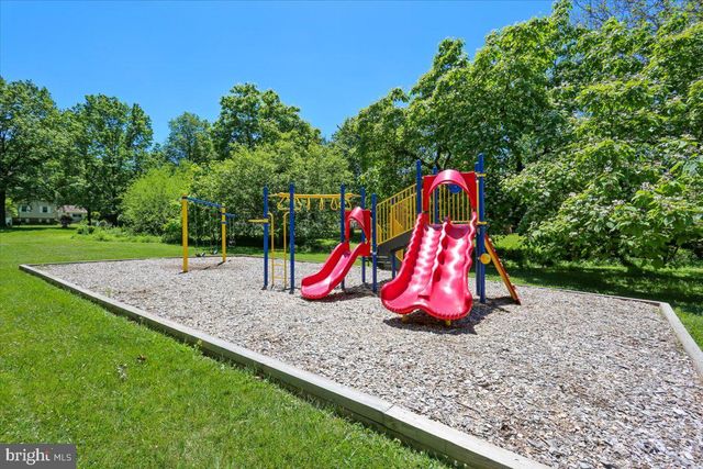 8405 FLOWER HILL, Gaithersburg, MD 20879