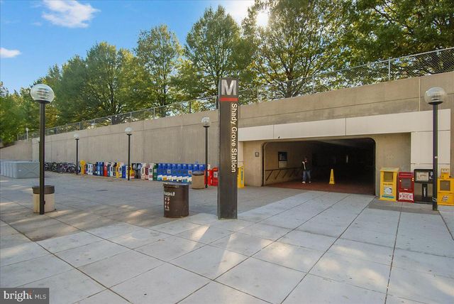 8405 FLOWER HILL, Gaithersburg, MD 20879