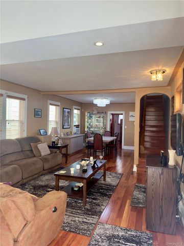 7842 64th Lane, Glendale, NY 11385