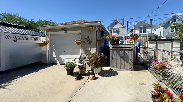 7842 64th Lane, Glendale, NY 11385