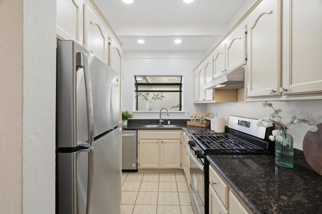 10477 Mary Avenue, Cupertino, CA 95014