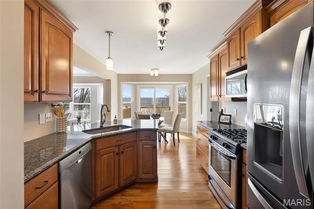 365 Emmanuel Court, Valley Park, MO 63088