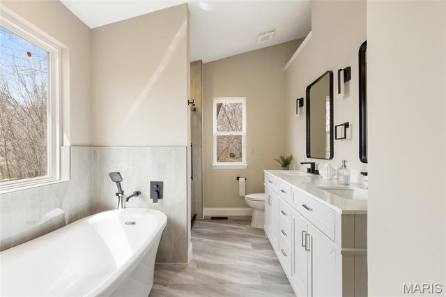 365 Emmanuel Court, Valley Park, MO 63088