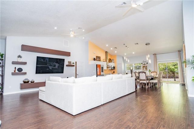 922 Clearmont Street, Sebastian, FL 32958