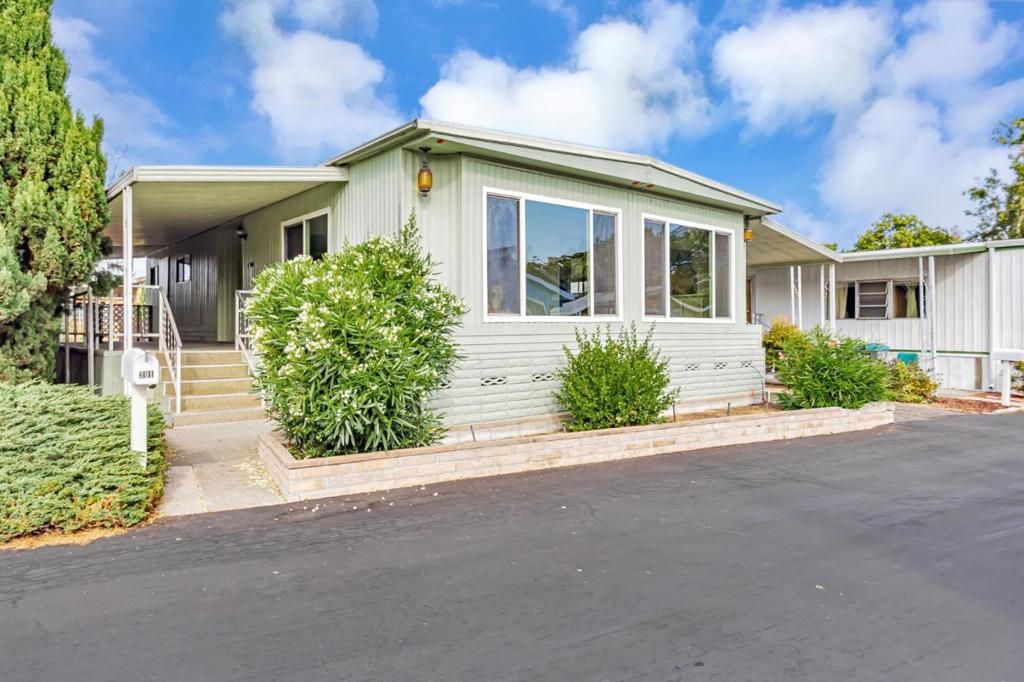 1075 Space Park Way, Mountain View, CA 94043