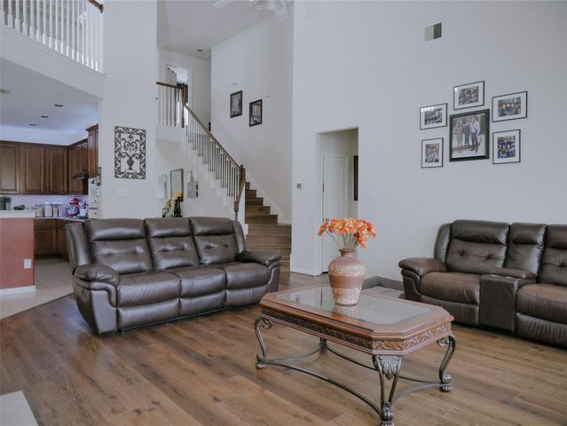 17619 Emerald Garden Lane, Houston, TX 77084