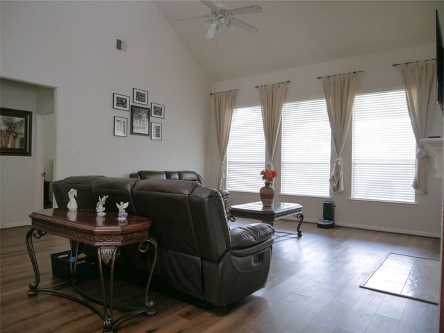 17619 Emerald Garden Lane, Houston, TX 77084