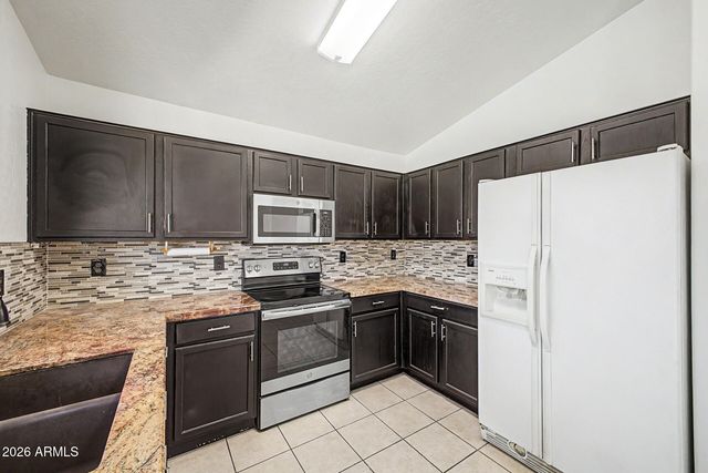 2488 W SAWTOOTH Way, San Tan Valley, AZ 85144
