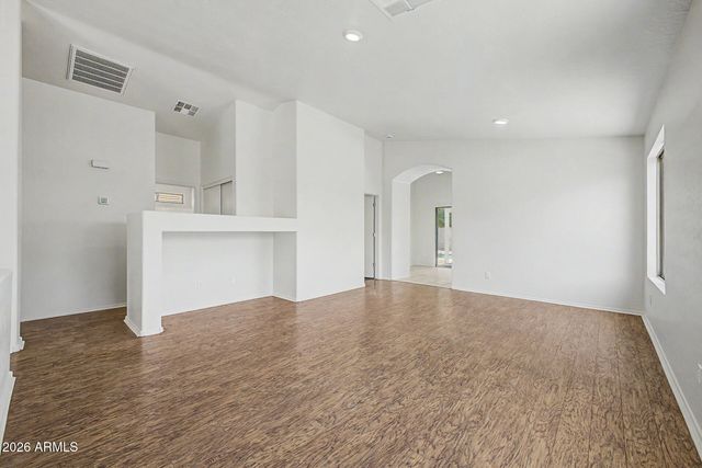 2488 W SAWTOOTH Way, San Tan Valley, AZ 85144