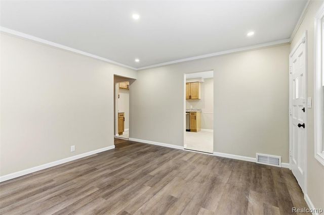 16221 Wormer Street, Detroit, MI 48219