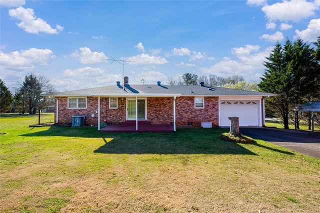 107 Lucius Avenue, Belton, SC 29627