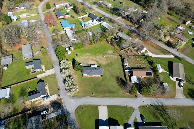 107 Lucius Avenue, Belton, SC 29627