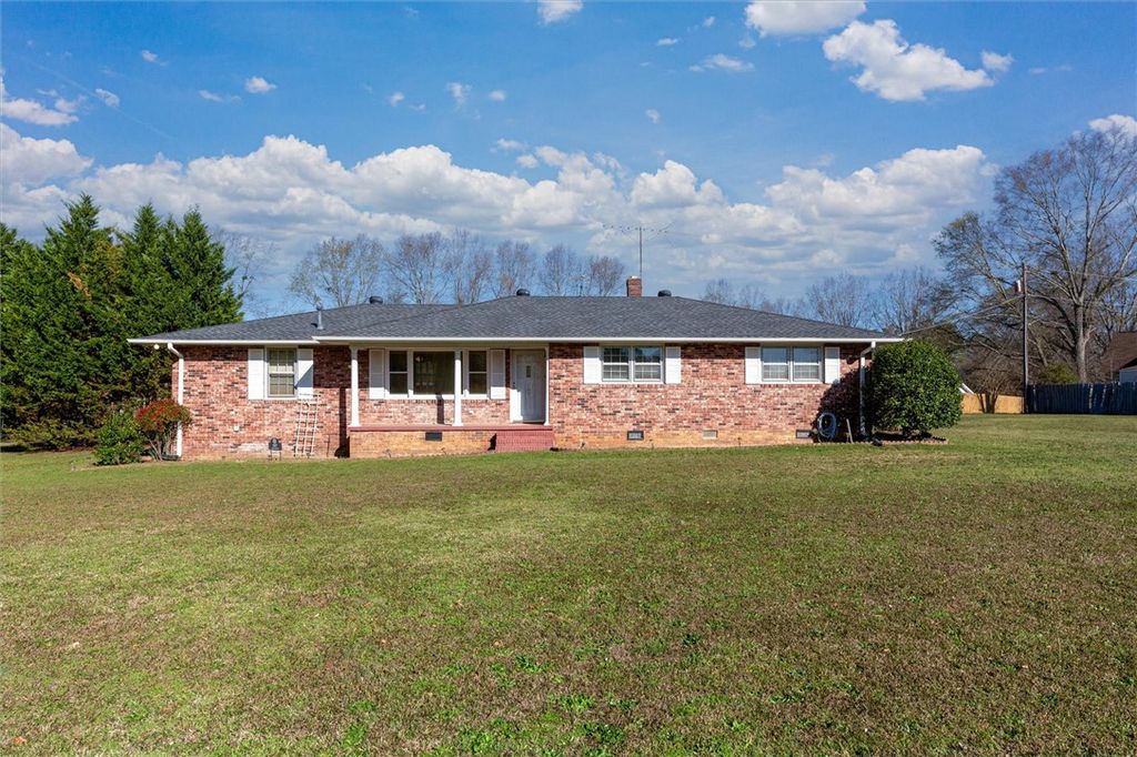 107 Lucius Avenue, Belton, SC 29627