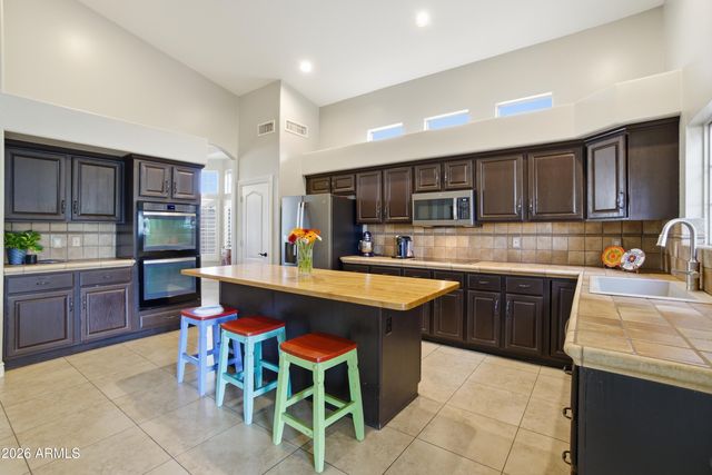 1349 E CATAMARAN Drive, Gilbert, AZ 85234