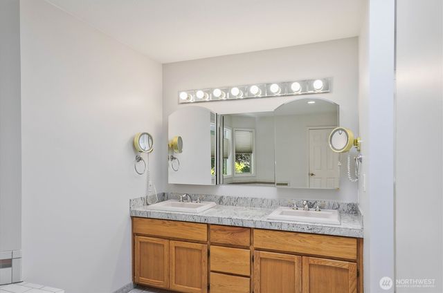 4204 27th Avenue NW, Gig Harbor, WA 98335