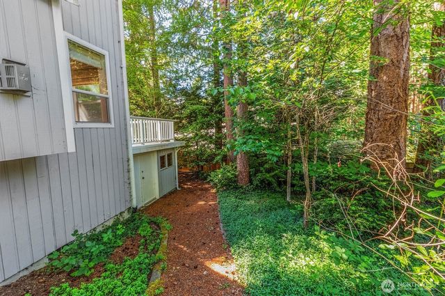 4204 27th Avenue NW, Gig Harbor, WA 98335