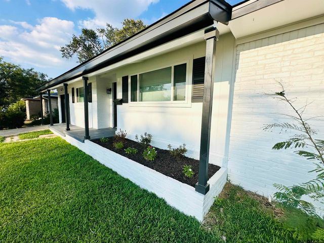 2116 Pine Crest, Tyler, TX 75701