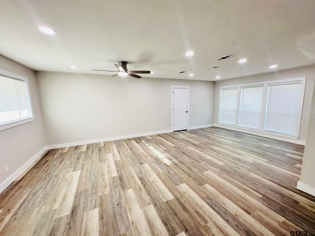 2116 Pine Crest, Tyler, TX 75701
