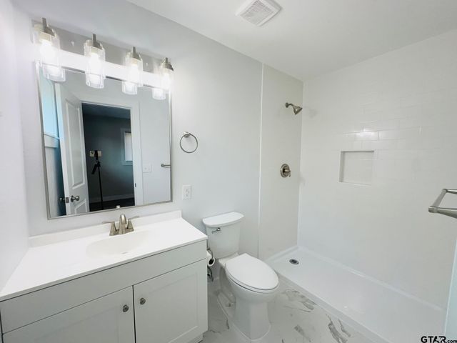 2116 Pine Crest, Tyler, TX 75701