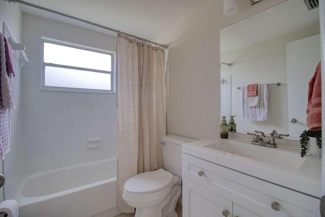 9405 GABLETON LANE, Port Richey, FL 34668