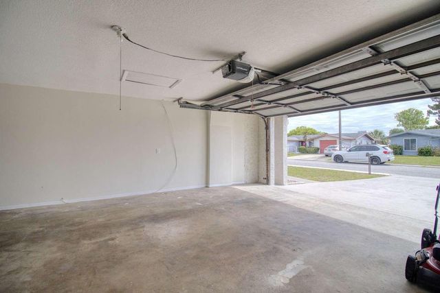 9405 GABLETON LANE, Port Richey, FL 34668