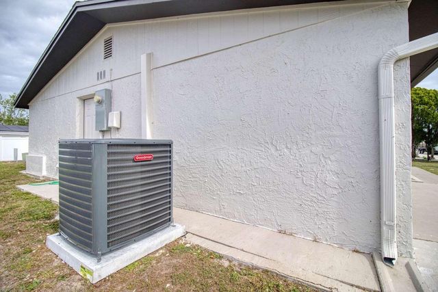 9405 GABLETON LANE, Port Richey, FL 34668