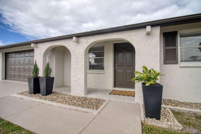 9405 GABLETON LANE, Port Richey, FL 34668