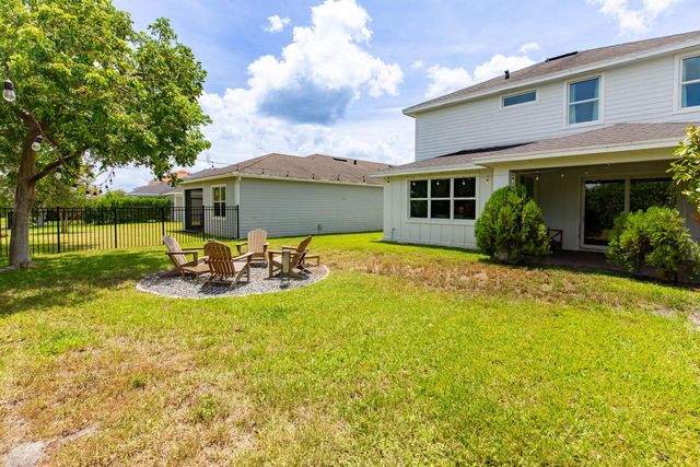 19771 WHEELBARROW Bend, The Acreage, FL 33470
