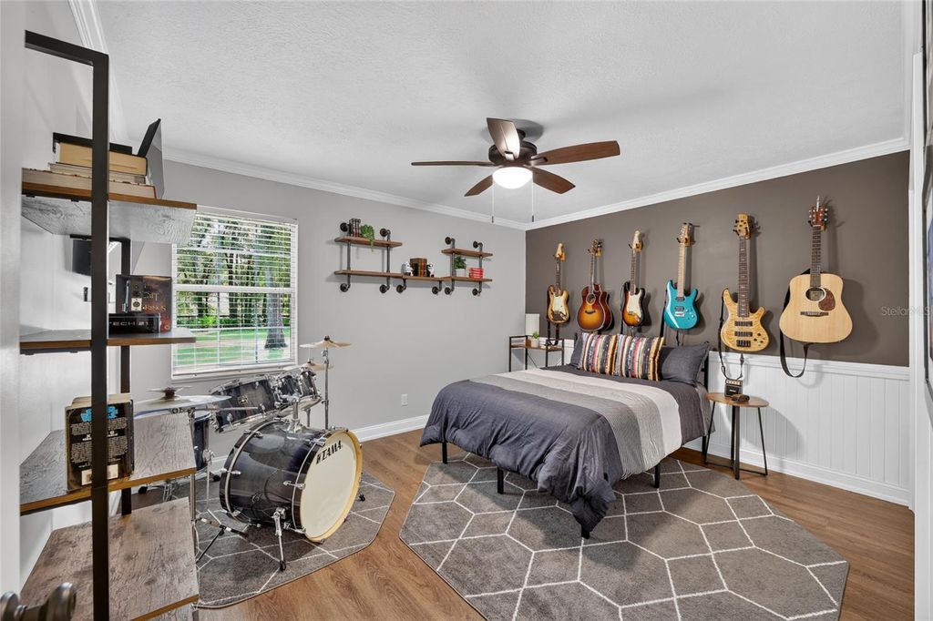 Image 17 of property listing at 7040 SW 97TH PLACE, Ocala, FL 34476