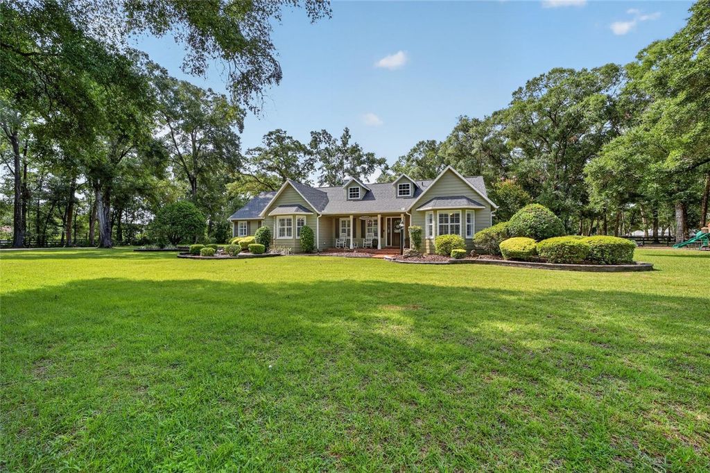 Image 25 of property listing at 7040 SW 97TH PLACE, Ocala, FL 34476