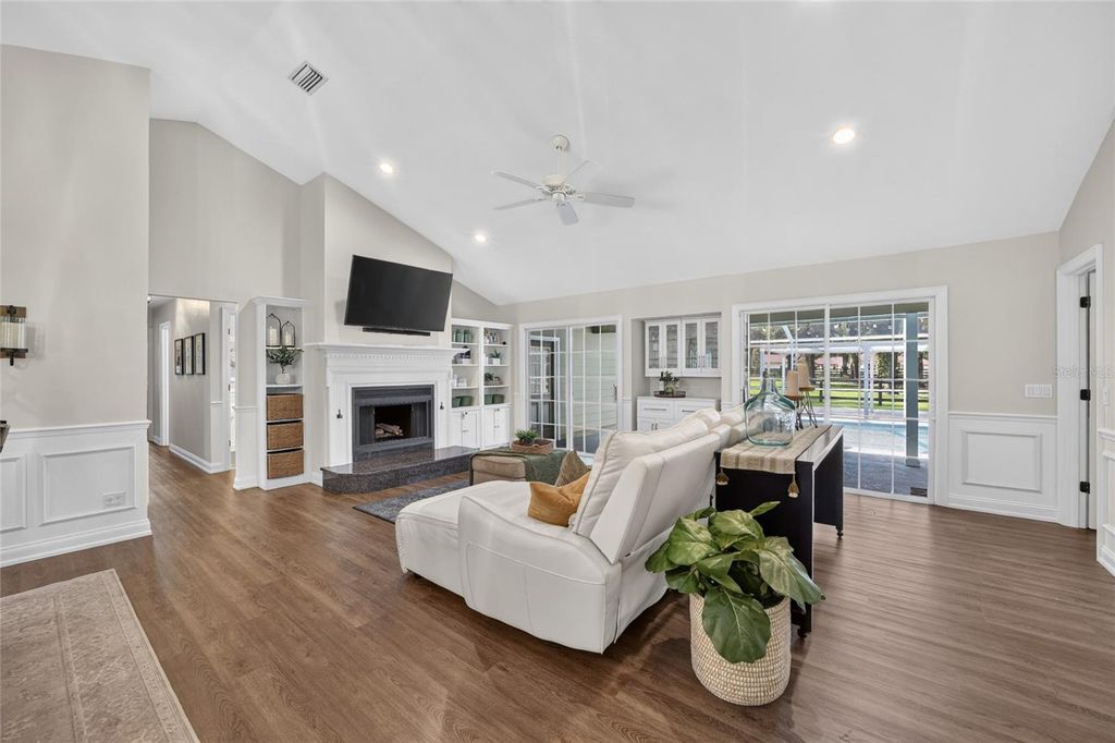 Image 32 of property listing at 7040 SW 97TH PLACE, Ocala, FL 34476