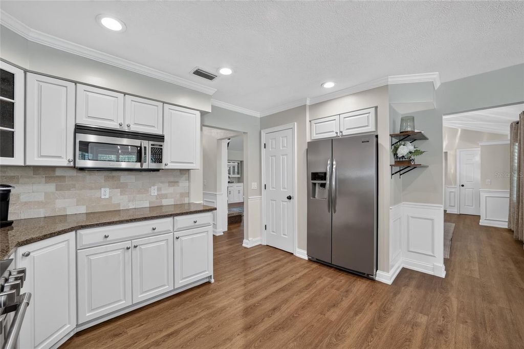 Image 40 of property listing at 7040 SW 97TH PLACE, Ocala, FL 34476
