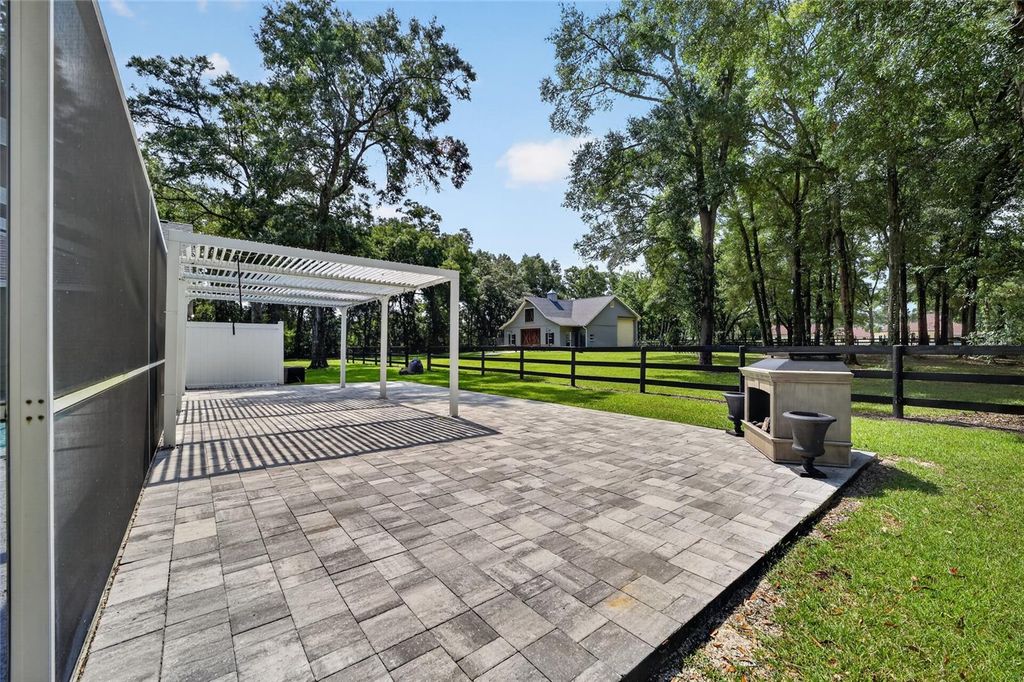 Image 70 of property listing at 7040 SW 97TH PLACE, Ocala, FL 34476