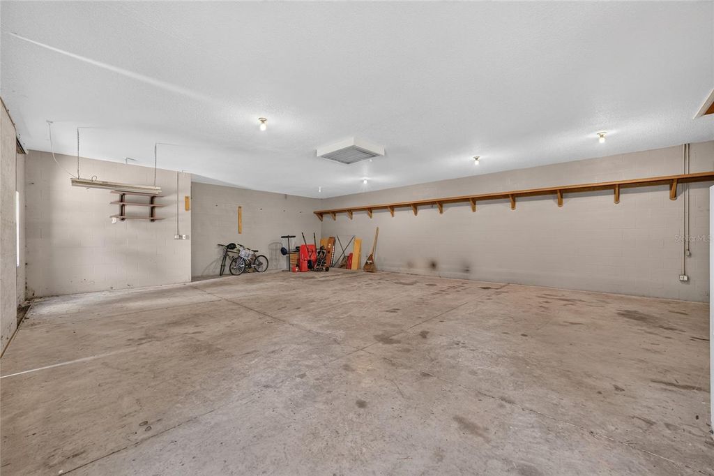 Image 75 of property listing at 7040 SW 97TH PLACE, Ocala, FL 34476