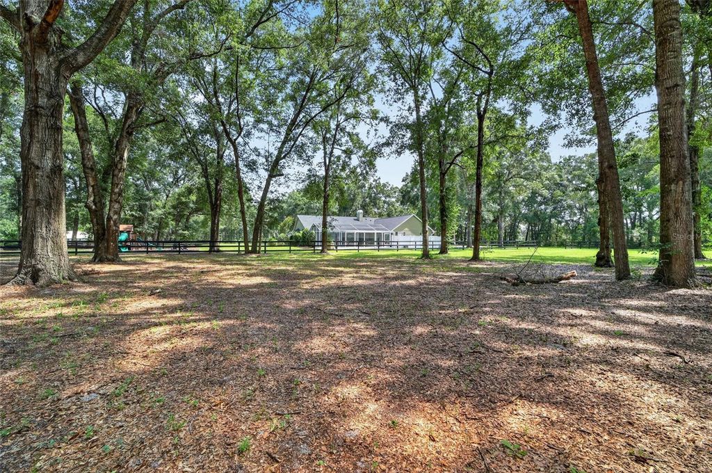 Image 82 of property listing at 7040 SW 97TH PLACE, Ocala, FL 34476