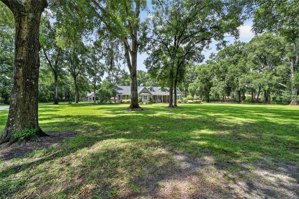 Image 87 of property listing at 7040 SW 97TH PLACE, Ocala, FL 34476