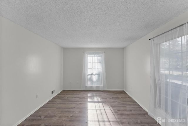85 Caitlin Court, Franklin, NJ 08823