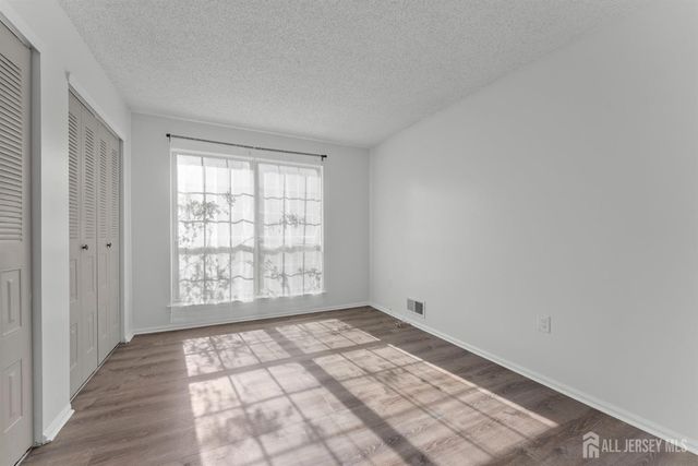 85 Caitlin Court, Franklin, NJ 08823