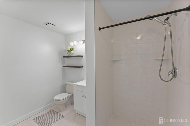 85 Caitlin Court, Franklin, NJ 08823